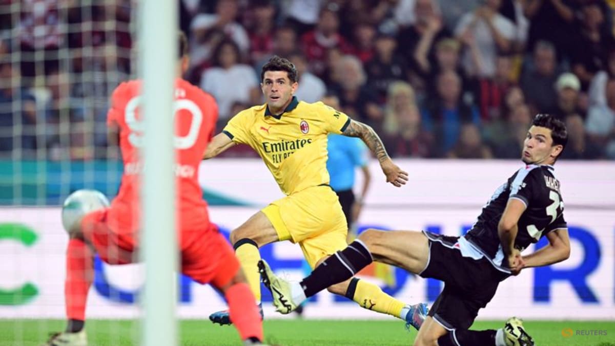 Pulisic double steers Milan up to third in Serie A